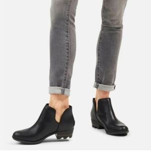 Sorel Lolla low cut bootie